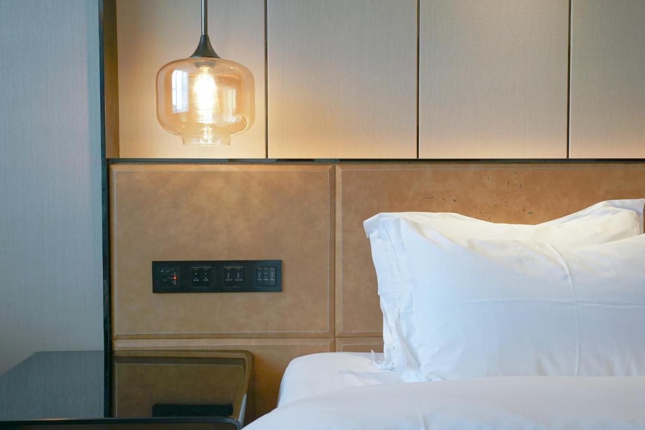 Paco Hotel Datang Metro Canton Extérieur photo