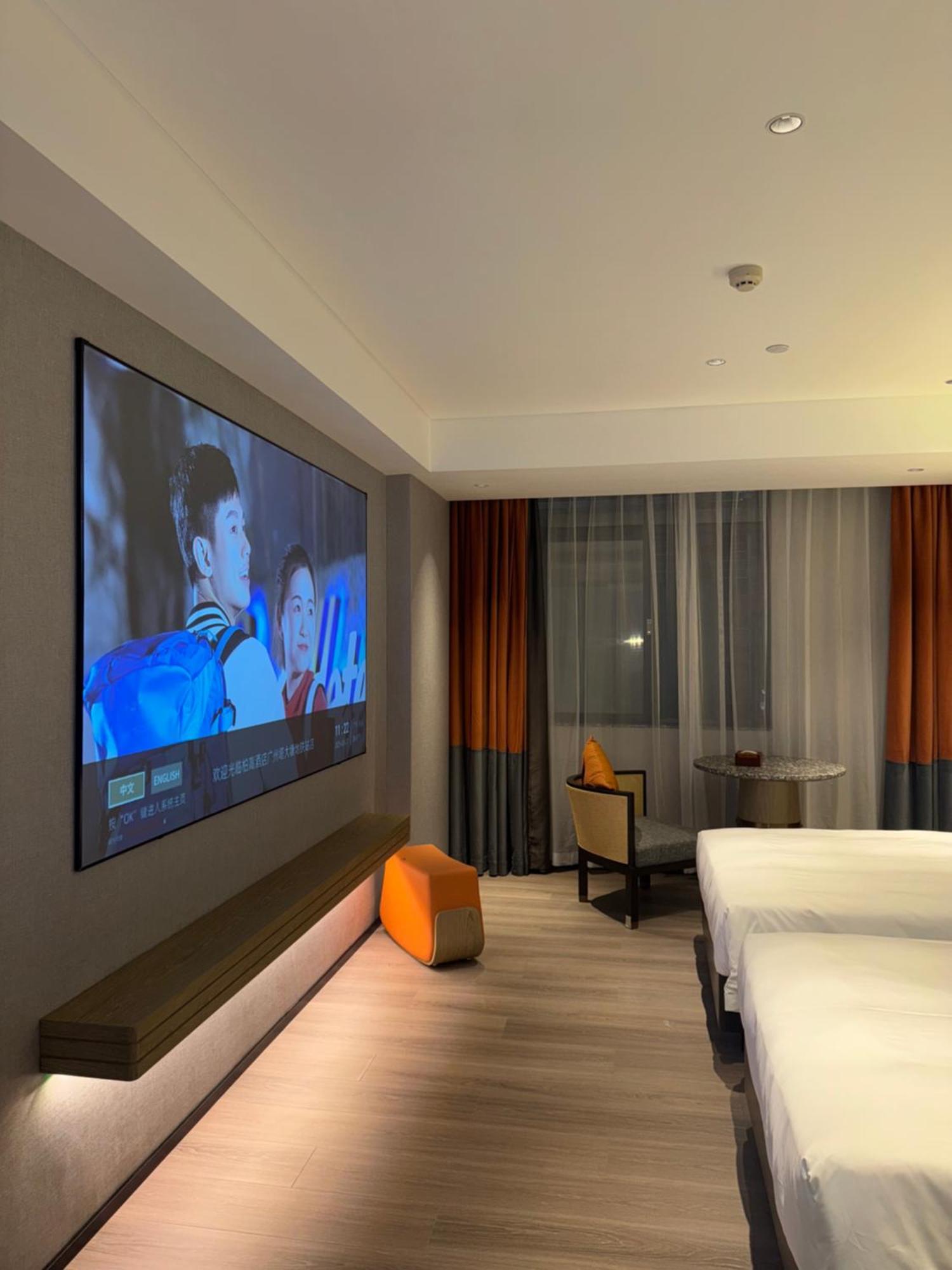 Paco Hotel Datang Metro Canton Extérieur photo