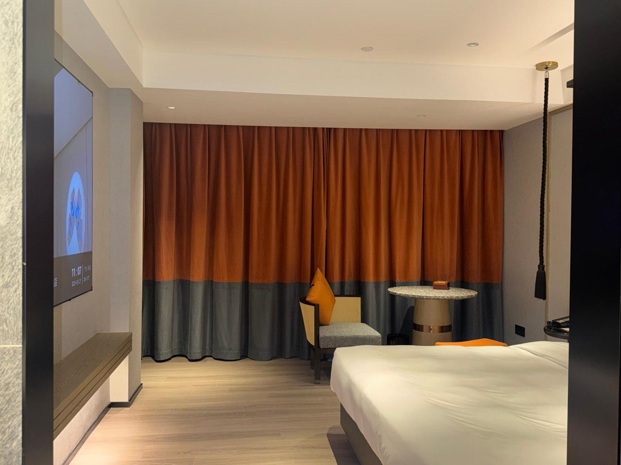 Paco Hotel Datang Metro Canton Extérieur photo