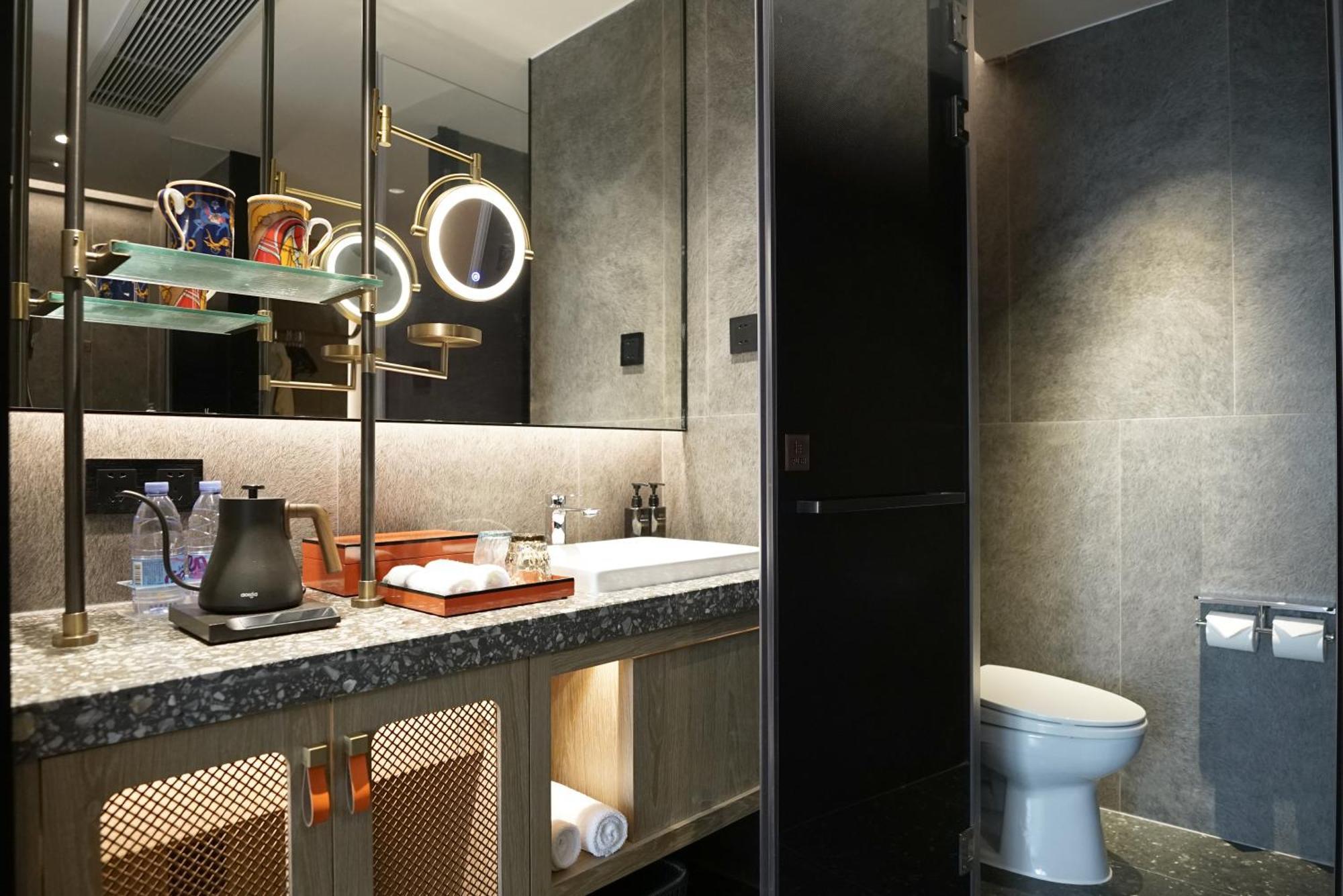 Paco Hotel Datang Metro Canton Extérieur photo